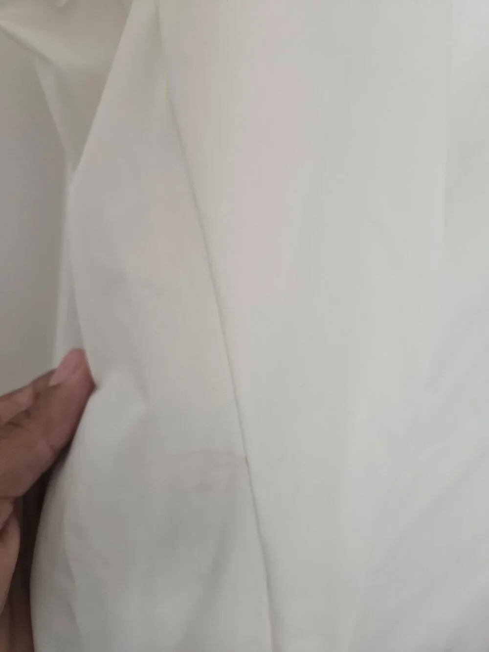 Athleta Lightweight White Long Sleeve Athletic Pullover - Picture 3 of 6